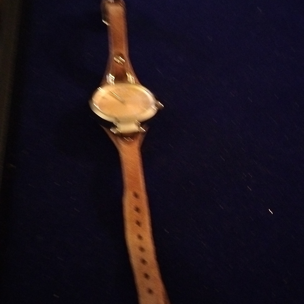 Fossil watch .with original leather band . which needs to be replaced or fixed